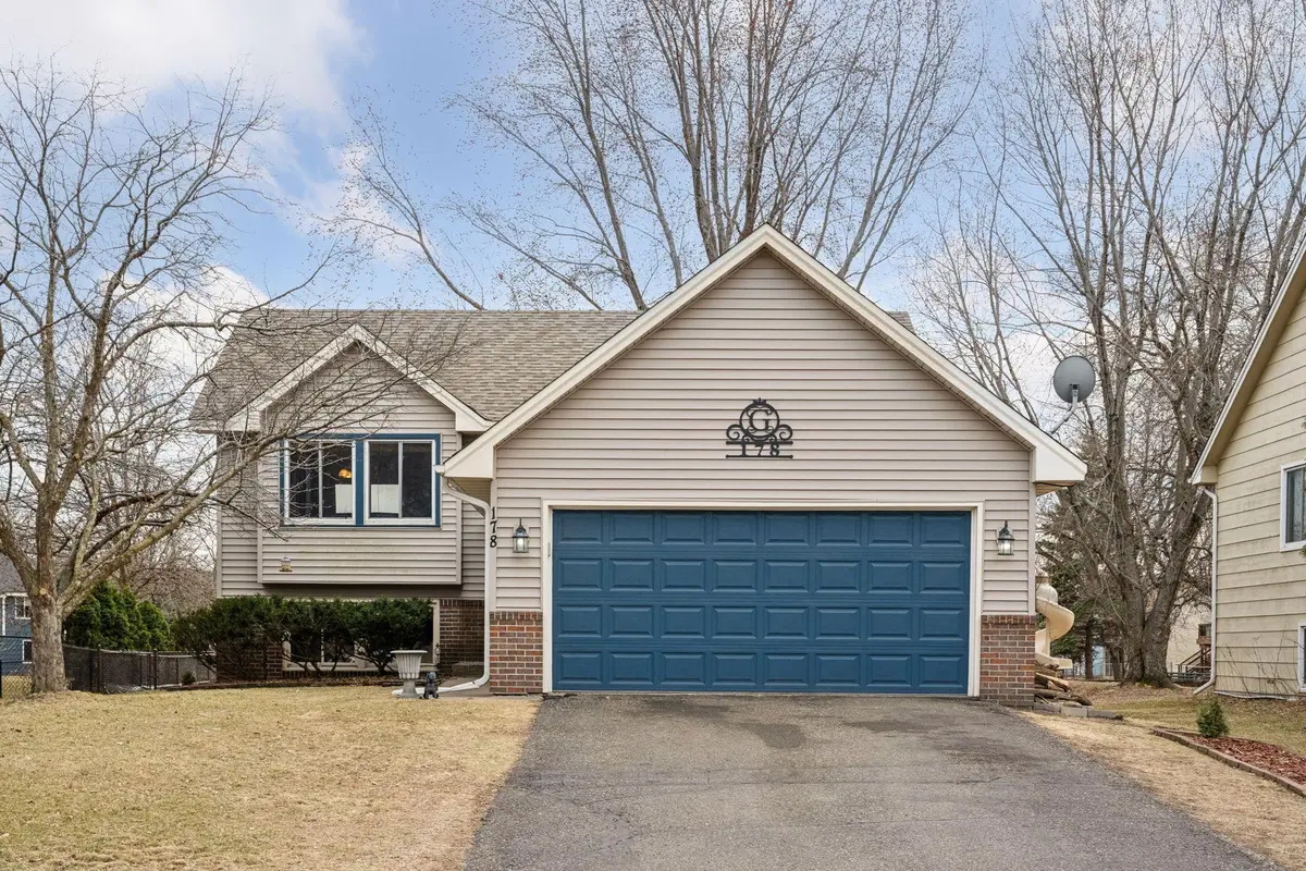 178 126th LN NW, Coon Rapids, MN 55448