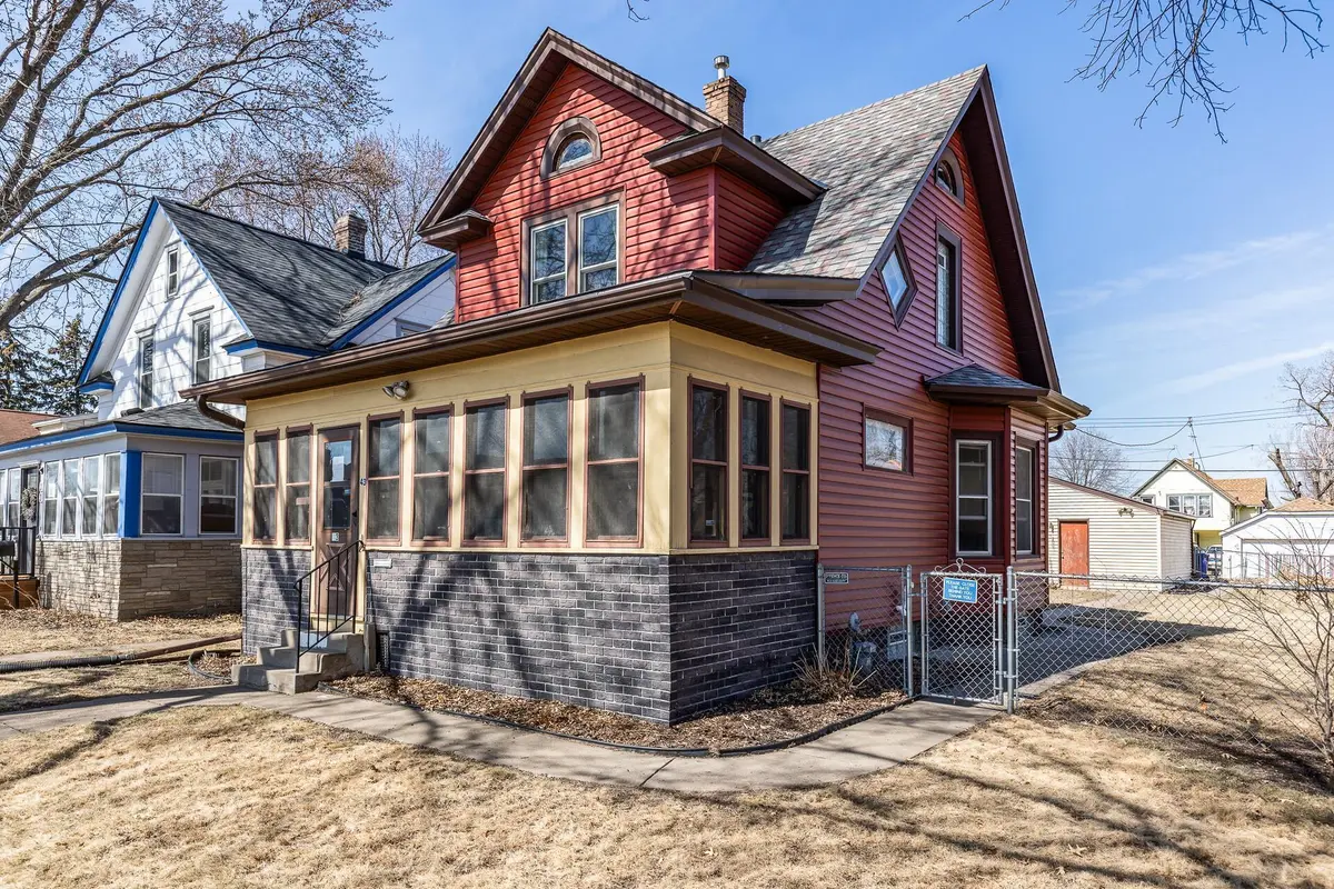43 Rose AVE E, Saint Paul, MN 55117