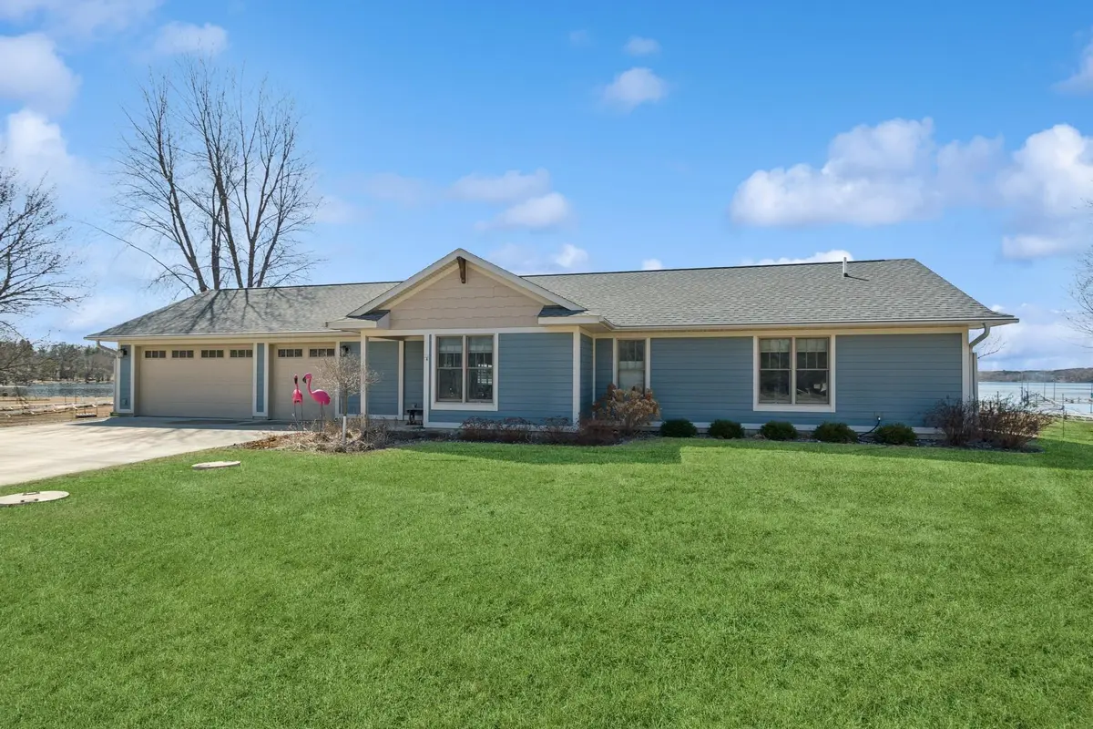 33512 Xenon DR NW, Princeton, MN 55371