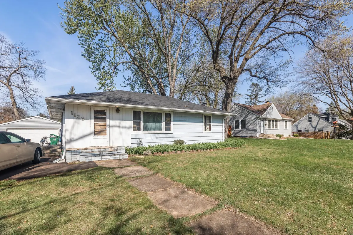 1123 Winnetka AVE N, Golden Valley, MN 55427