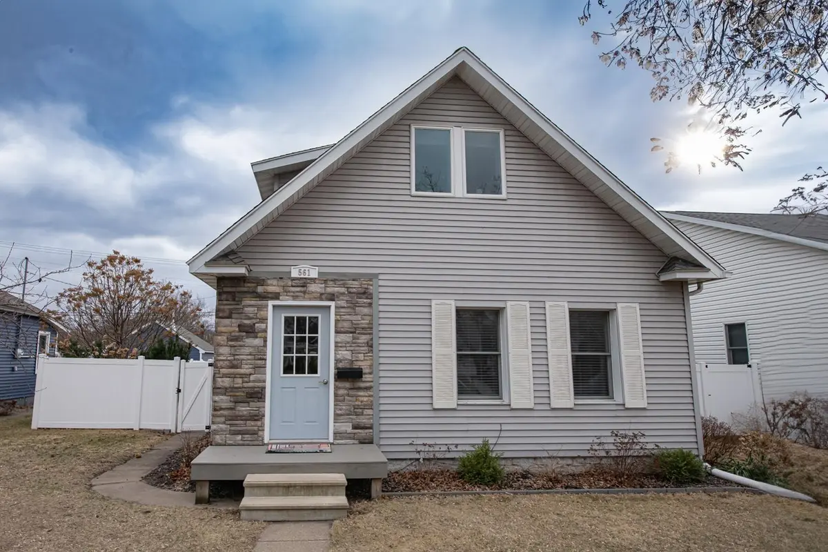 561 E Sanborn ST, Winona, MN 55987
