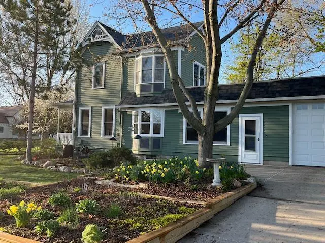 900 Union ST S, Northfield, MN 55057