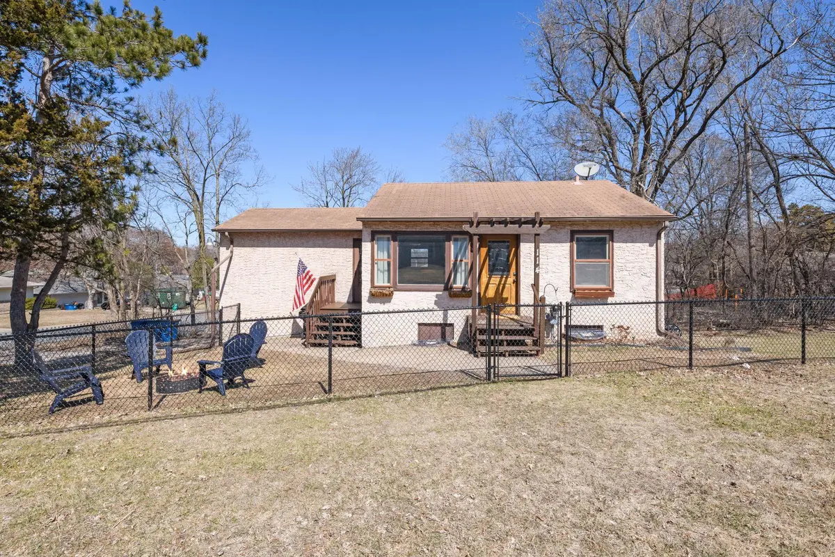 114 Mission RD W, Bloomington, MN 55420