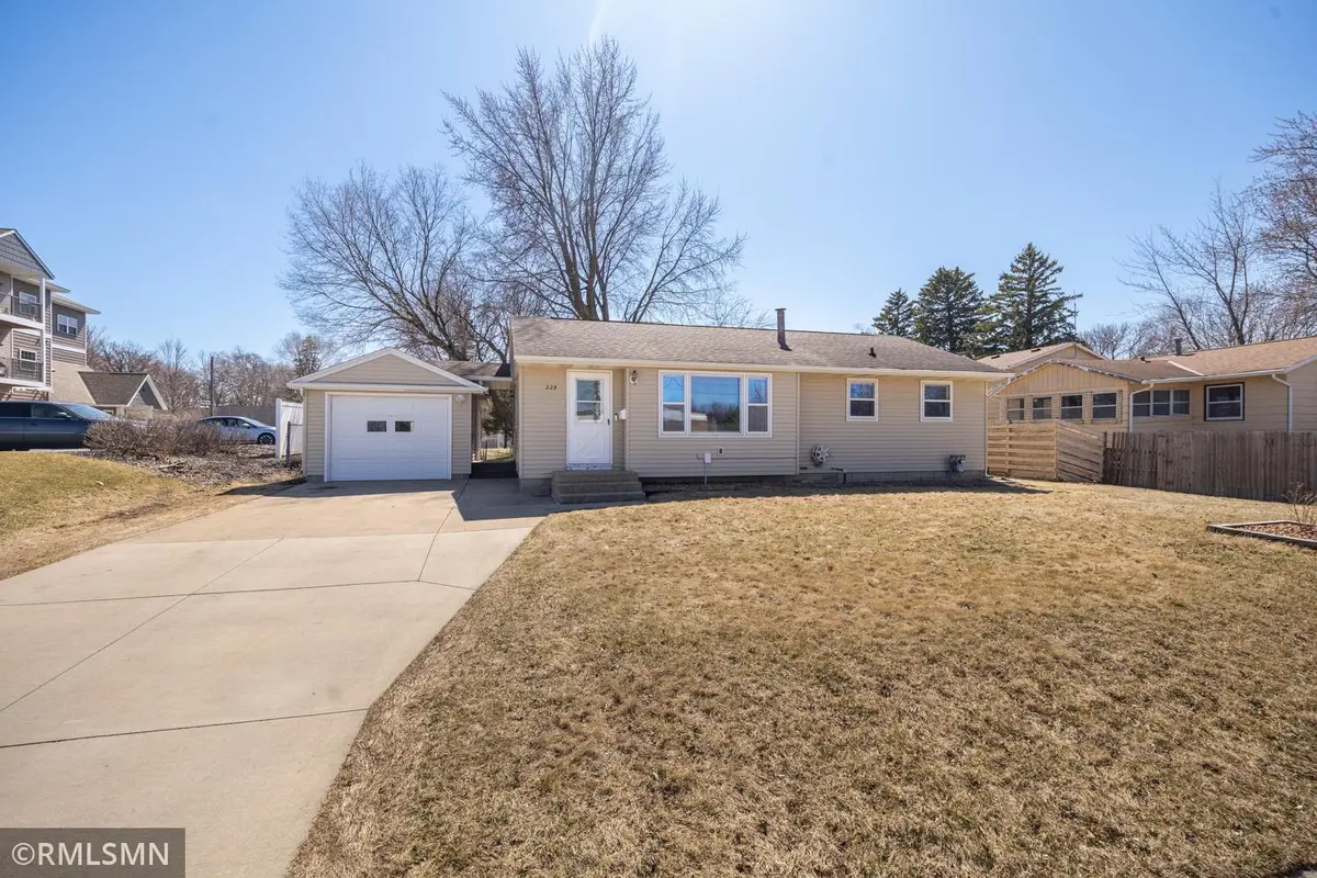 229 18th ST SW, Owatonna, MN 55060