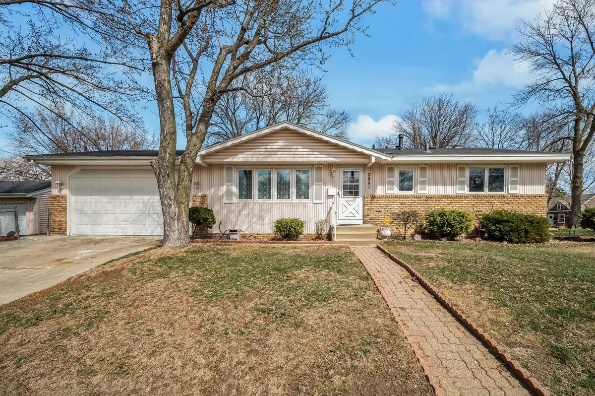 3801 Zenith AVE N, Robbinsdale, MN 55422
