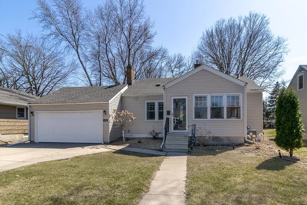 129 Rose ST, Mankato, MN 56001