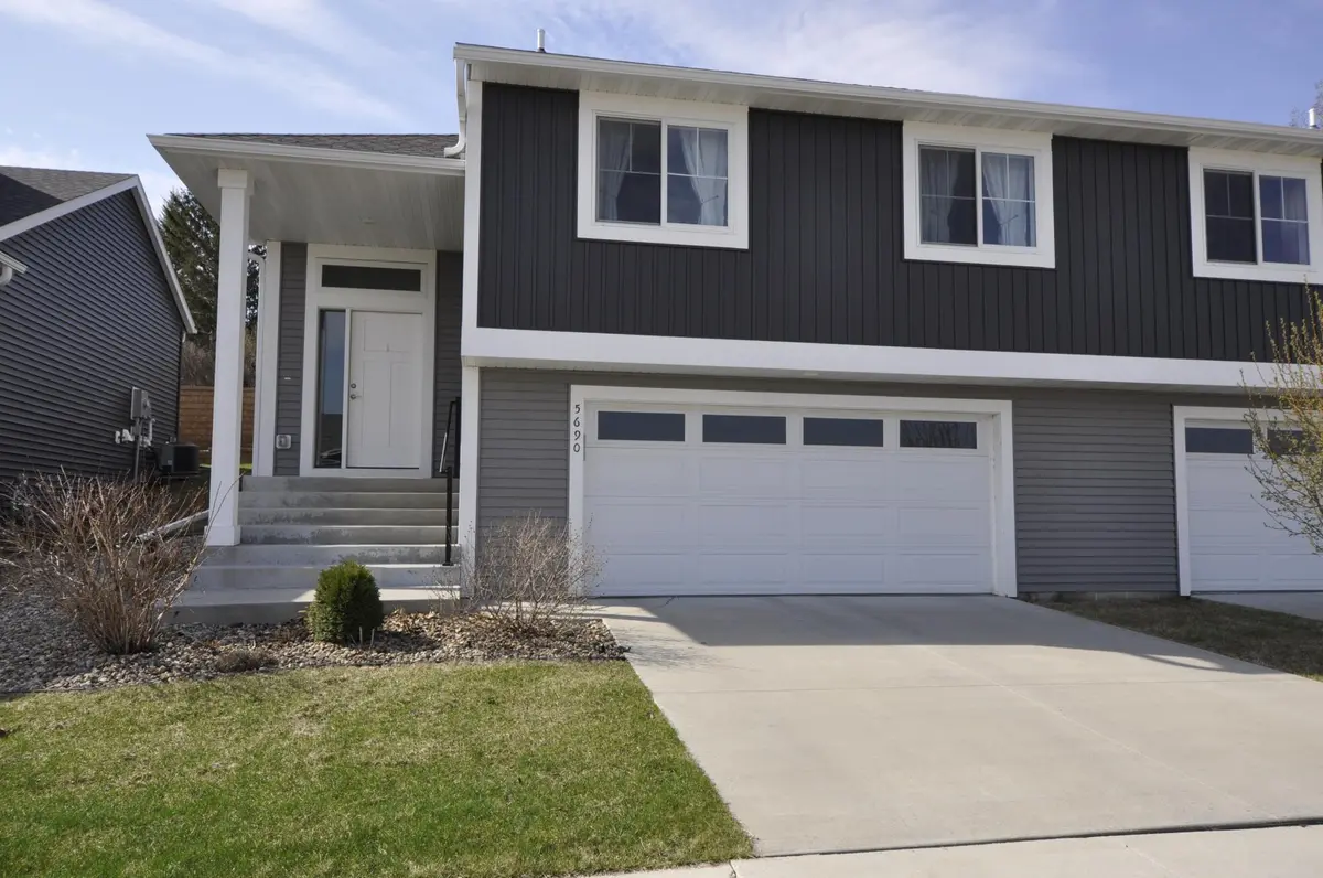 5690 56th ST NW, Rochester, MN 55901