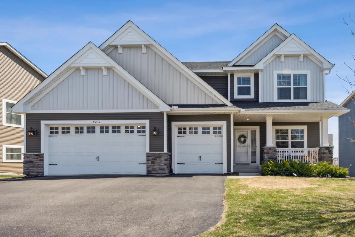 19237 Paddock LN, Corcoran, MN 55340