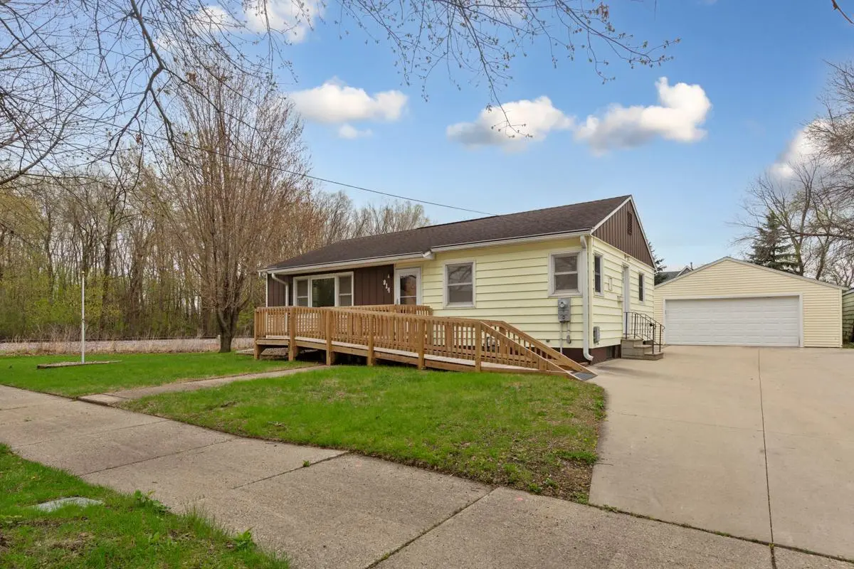 914 9th AVE SE, Austin, MN 55912