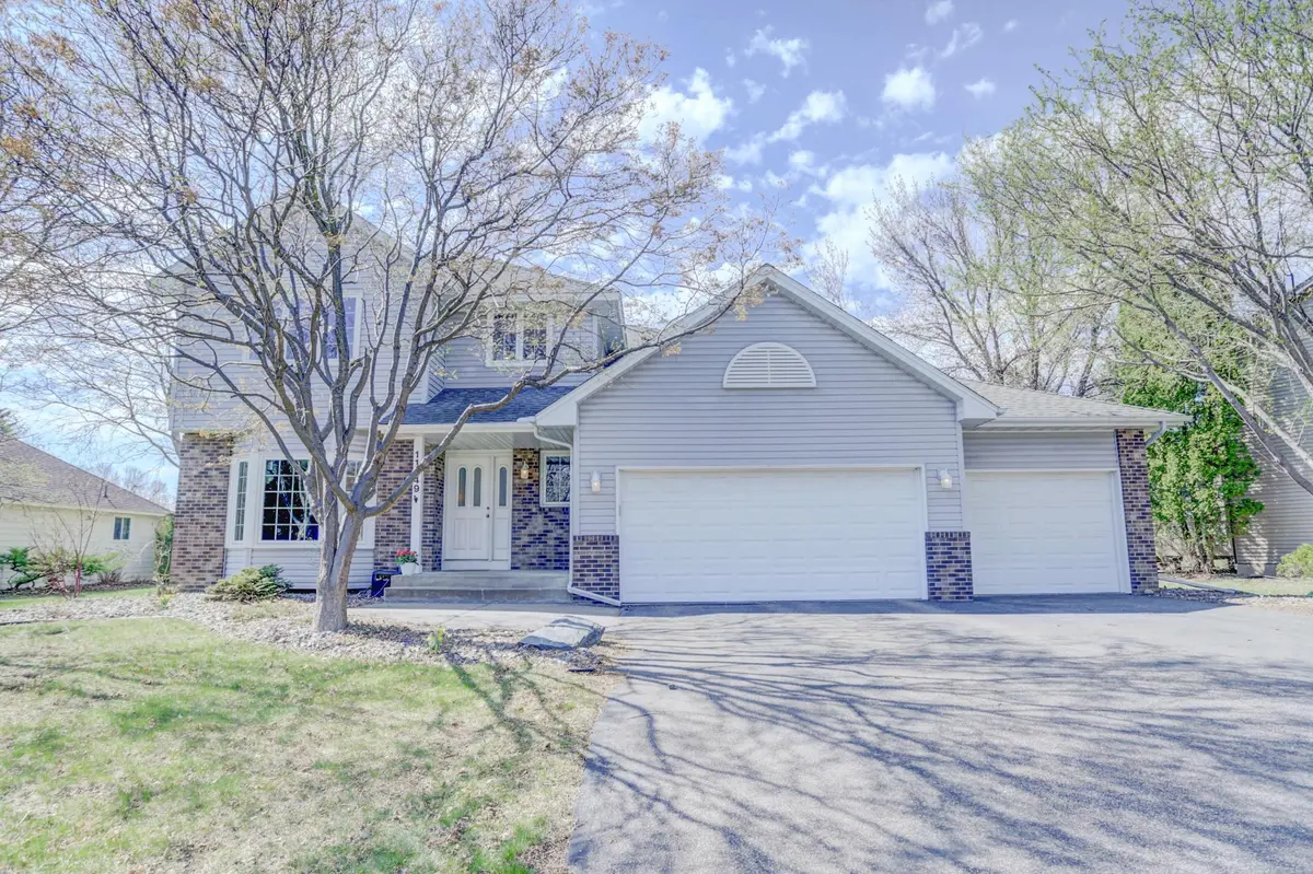 11649 Norway CT, Champlin, MN 55316