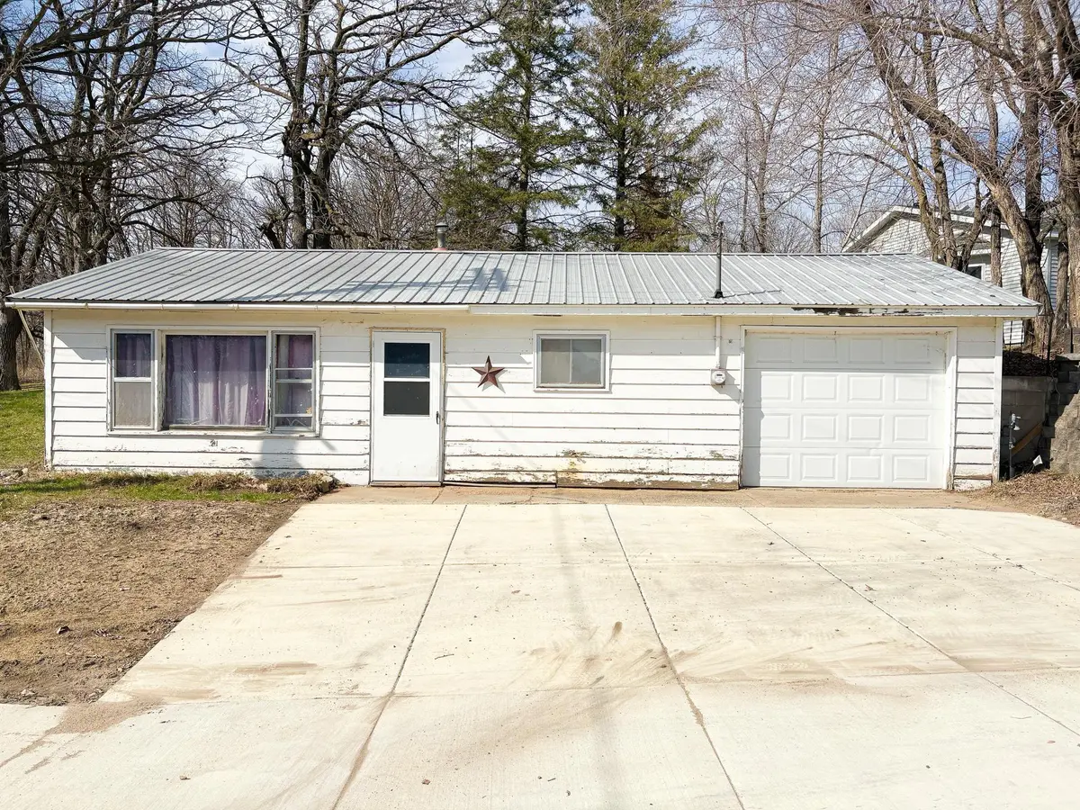 401 E Main ST, Frazee, MN 56544
