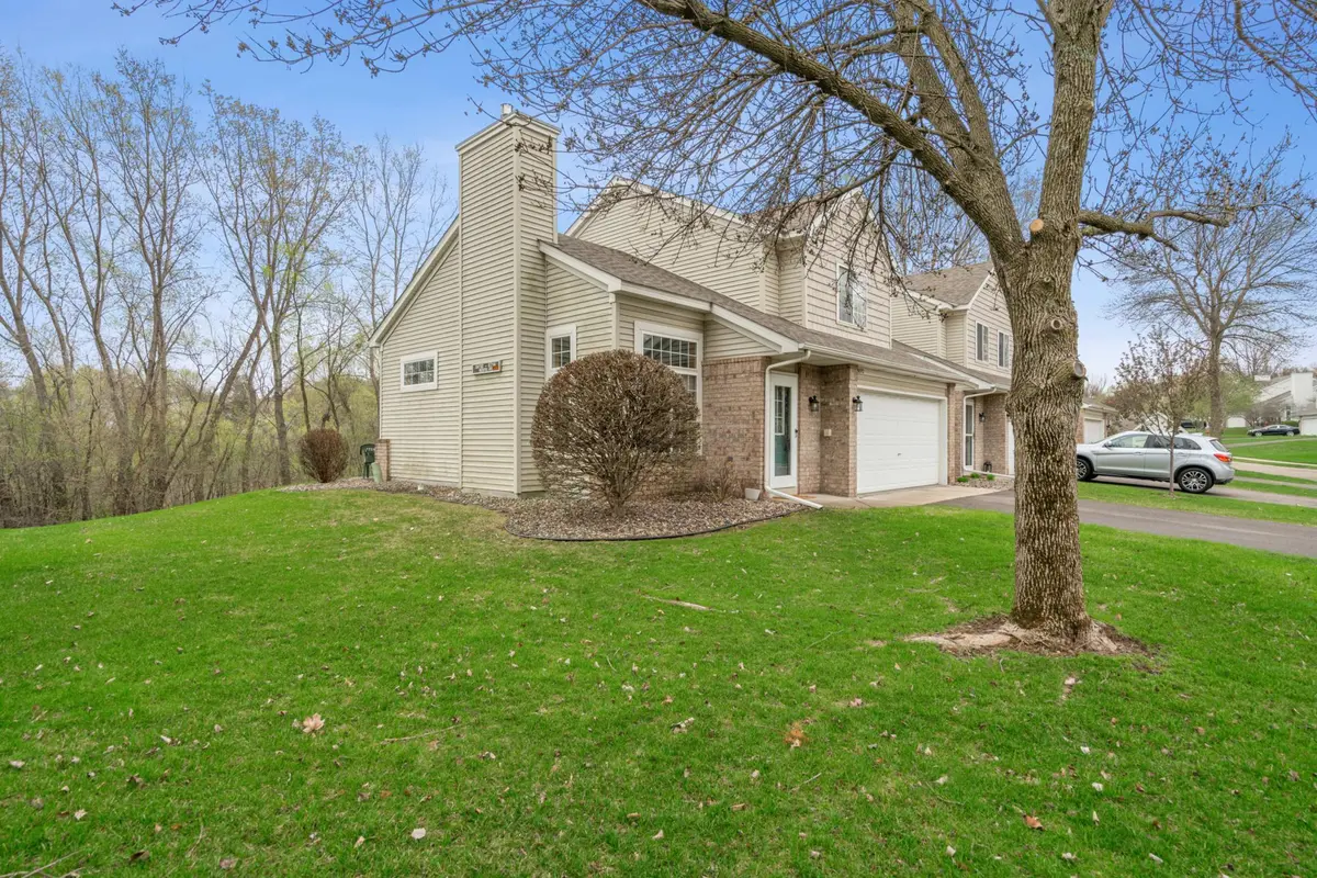 8692 Bechtel AVE #73, Inver Grove Heights, MN 55076