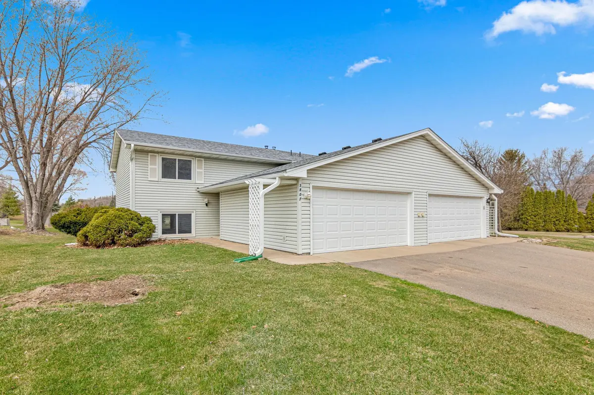 3807 Denmark AVE, Eagan, MN 55123