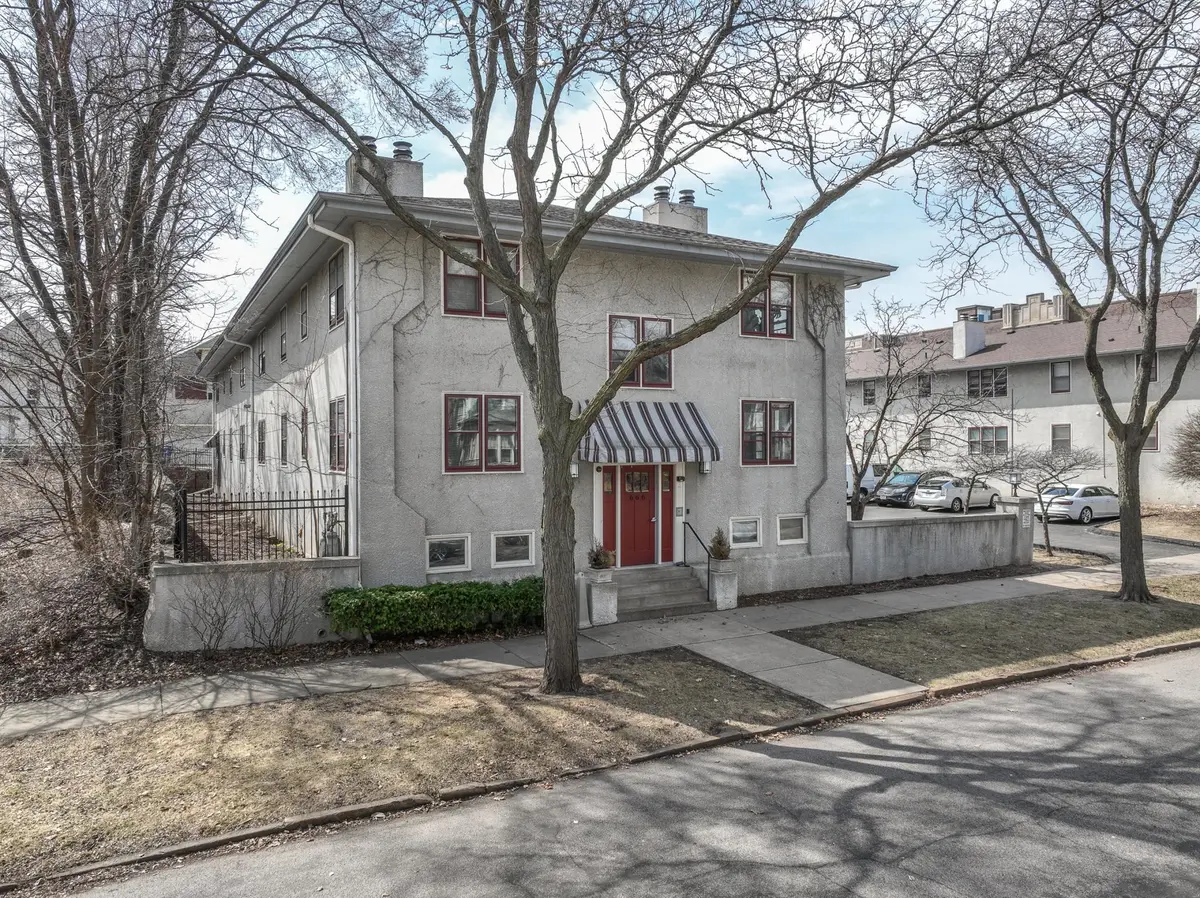 666 Ashland AVE #1, Saint Paul, MN 55104