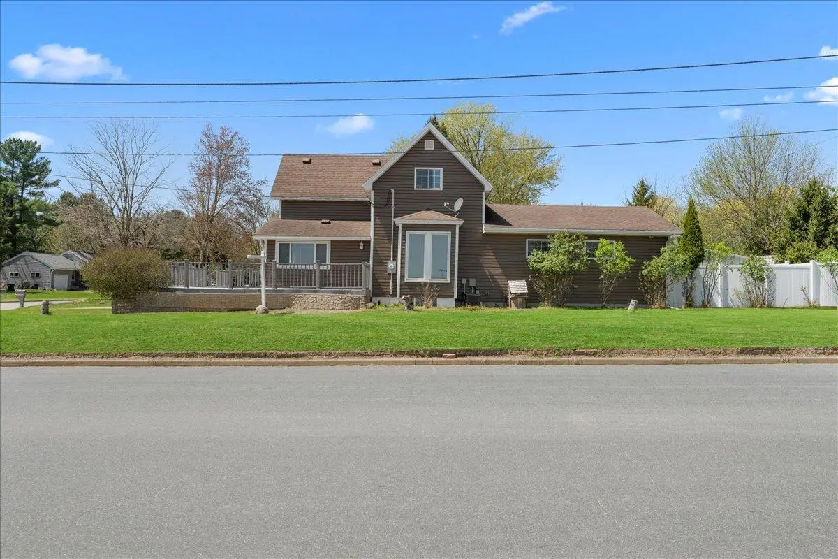 1625 5th AVE E, Menomonie, WI 54751