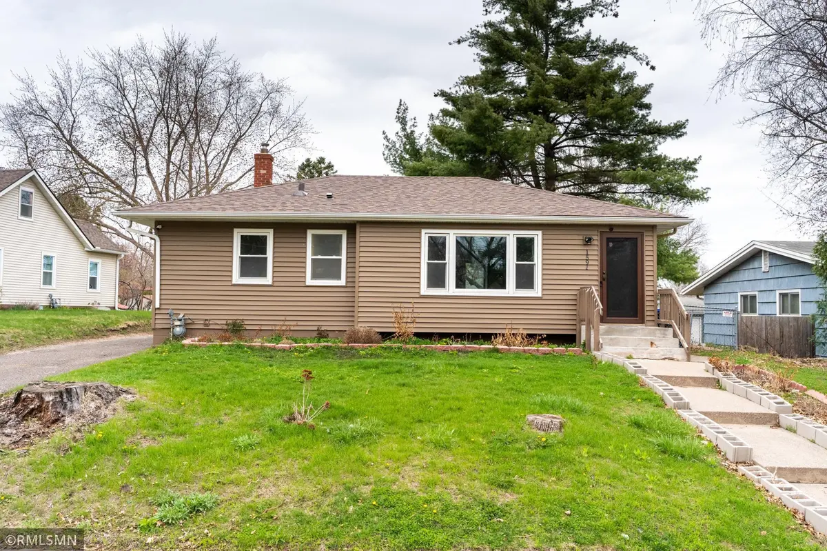 1591 Ivy AVE E, Saint Paul, MN 55106