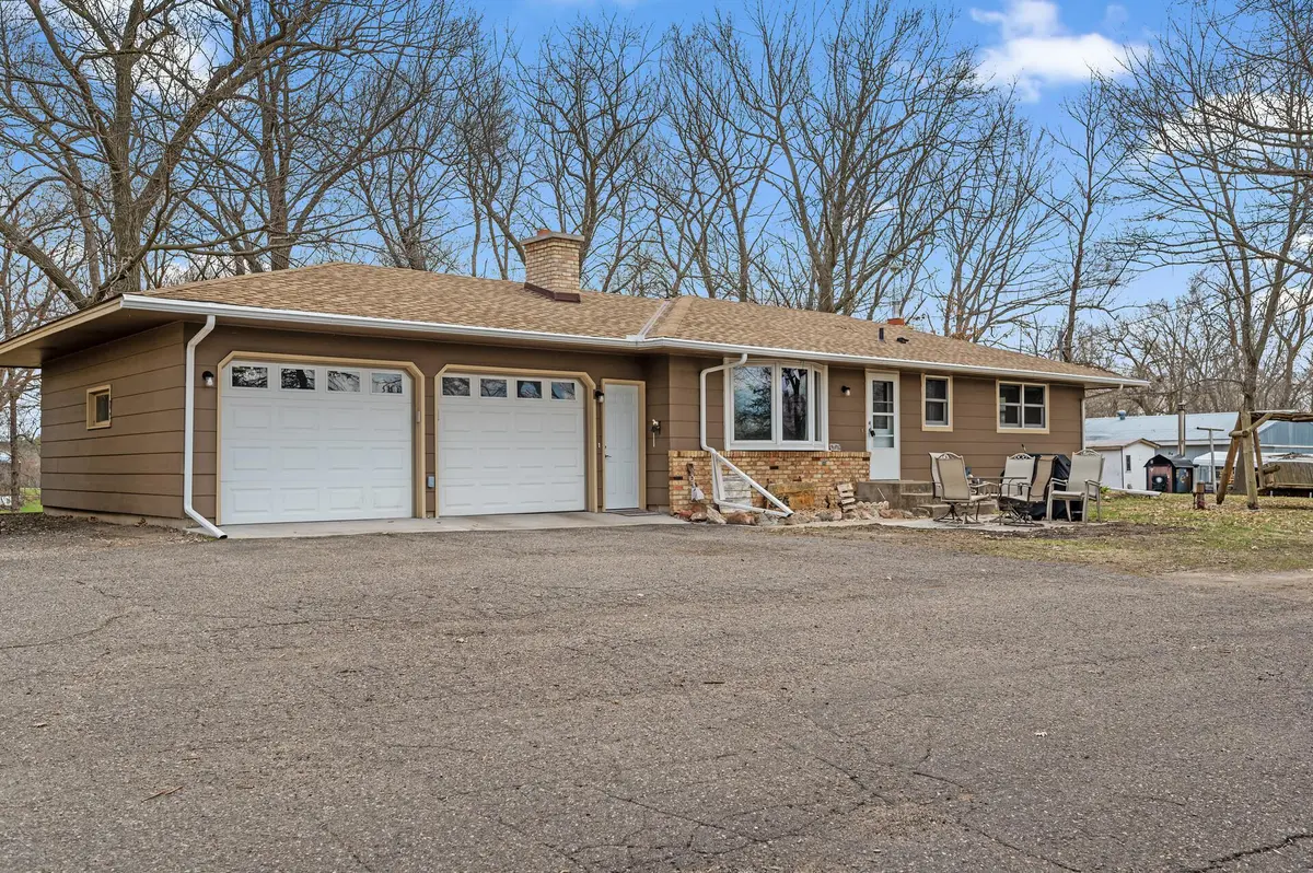 10276 221st AVE NW, Elk River, MN 55330