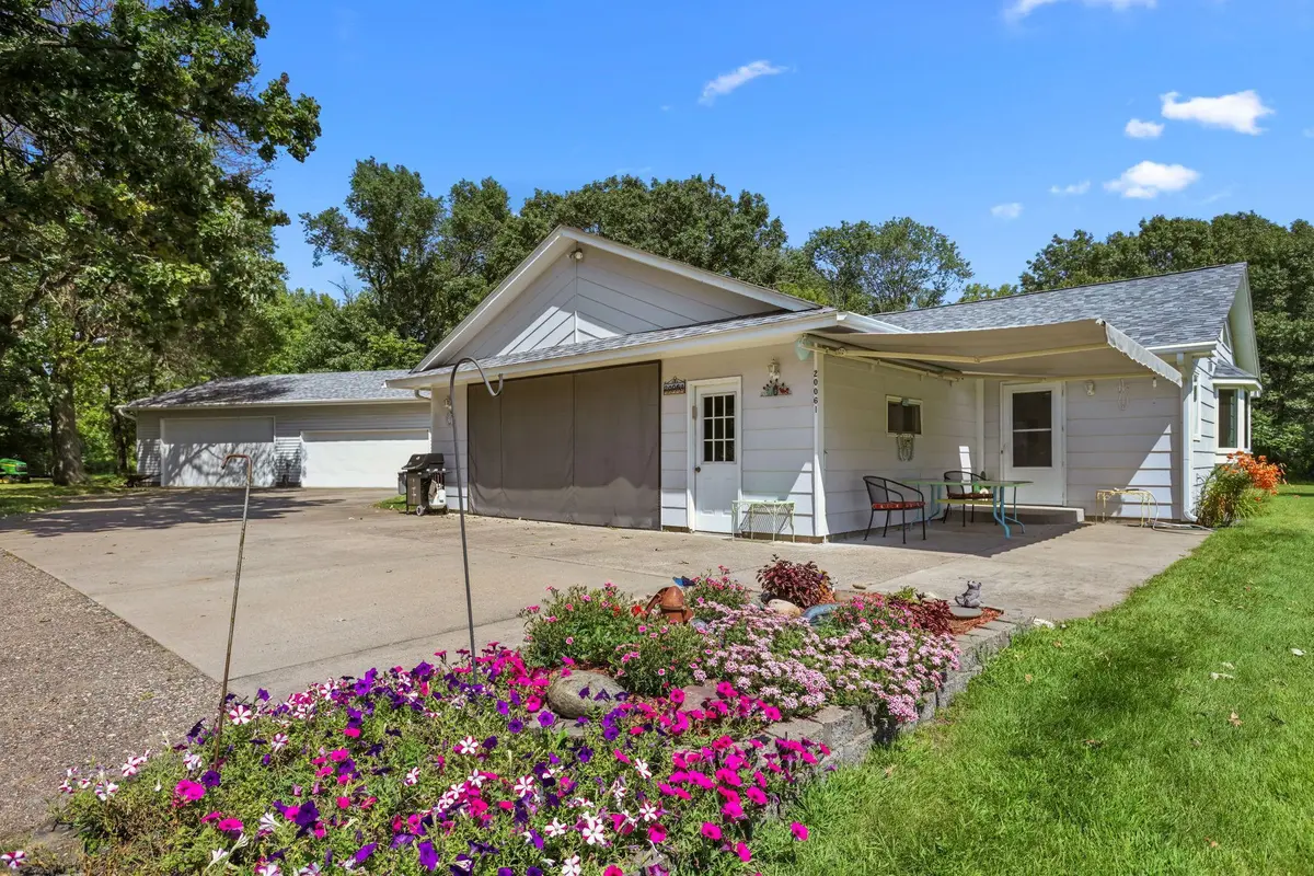 20061 Flintwood ST NW, Cedar, MN 55011