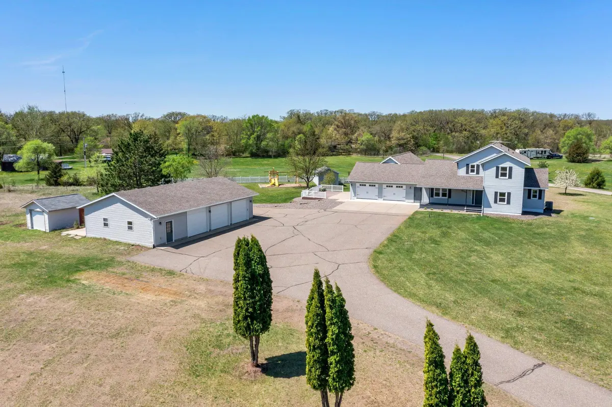 5015 Hidden Acres CIR, Saint Cloud, MN 56301