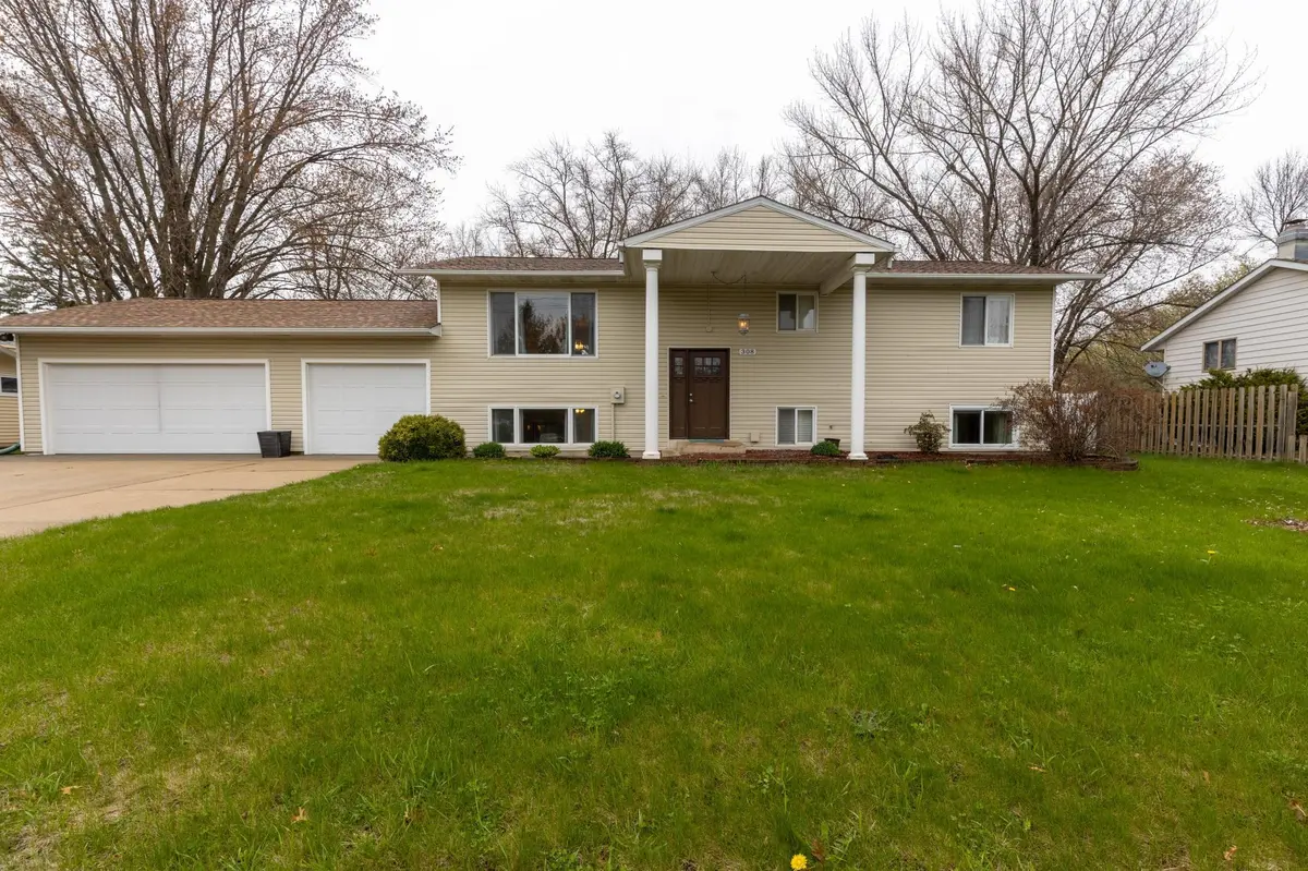 308 16th AVE SW, Austin, MN 55912