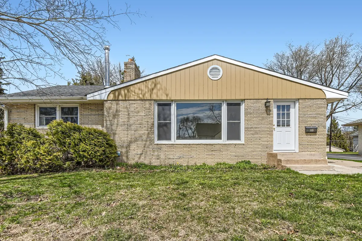 2121 5th ST E, Saint Paul, MN 55119