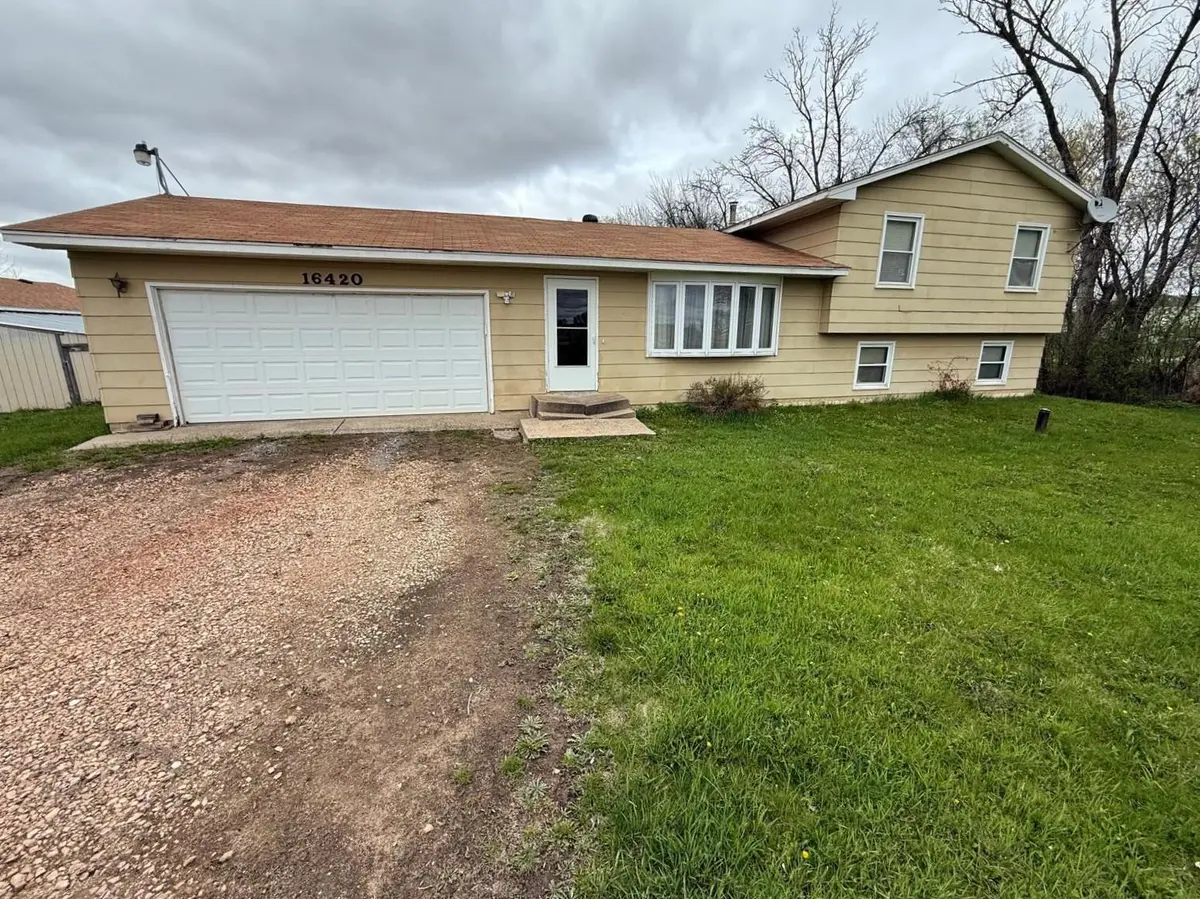 16420 Arbor Ridge Pkwy, Maple Grove, MN 55369