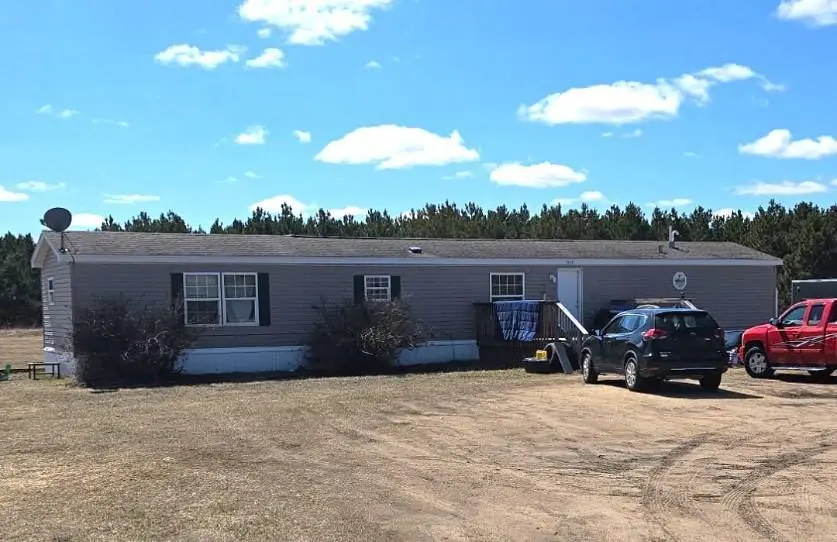 1235 Thomas RD SW, Bemidji, MN 56601
