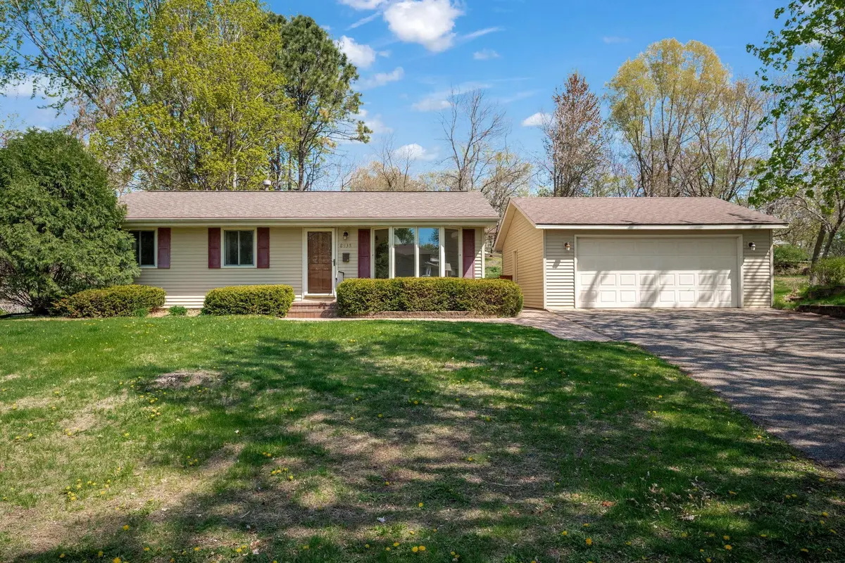 8435 Morris CIR, Bloomington, MN 55437
