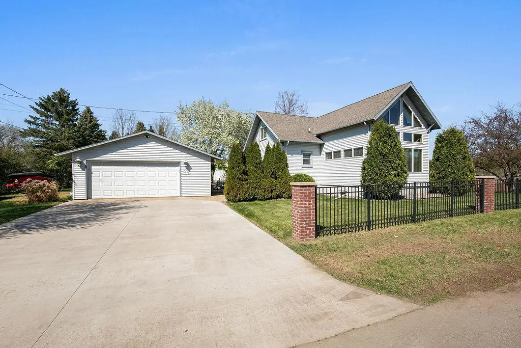 681 4th ST NE, Little Falls, MN 56345