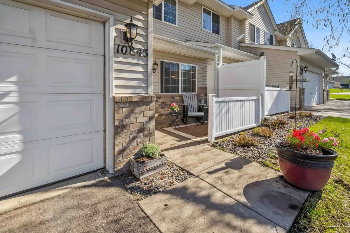 10845 181st LN NW, Elk River, MN 55330