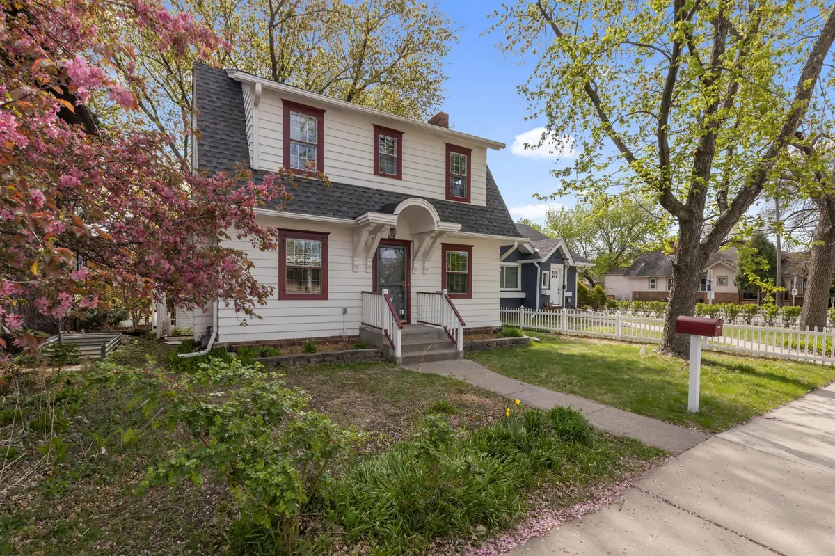 4953 Upton AVE S, Minneapolis, MN 55410