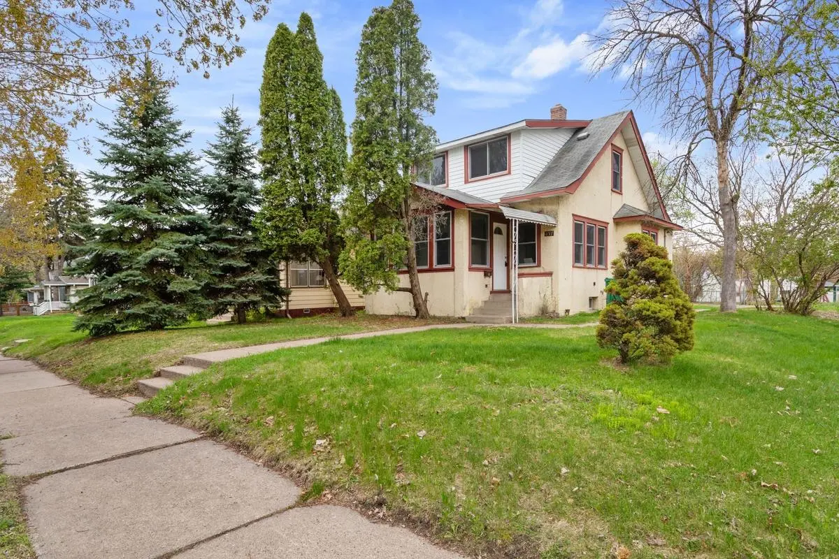 297 Clarence ST, Saint Paul, MN 55106