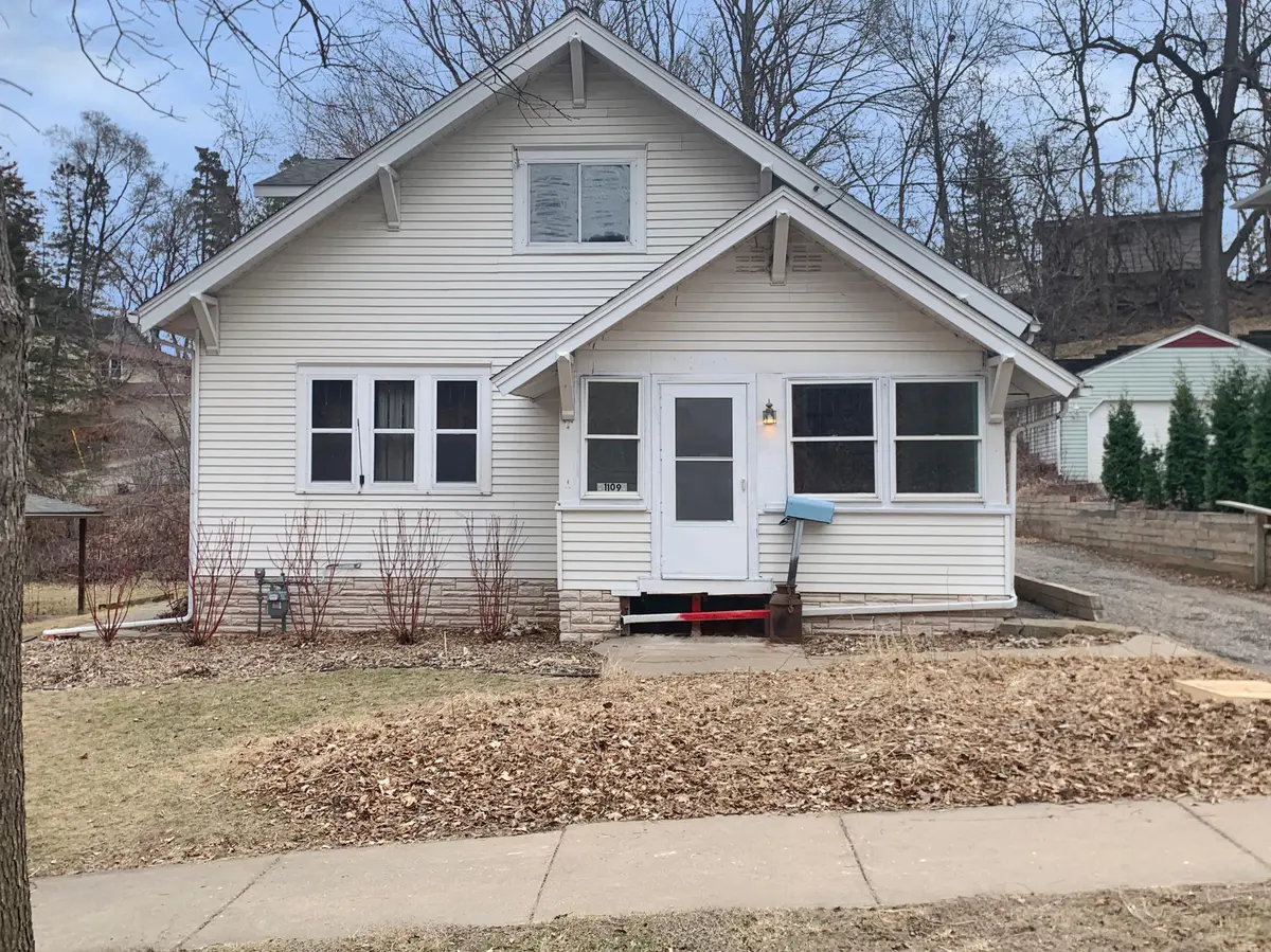 1109 Central AVE, Red Wing, MN 55066
