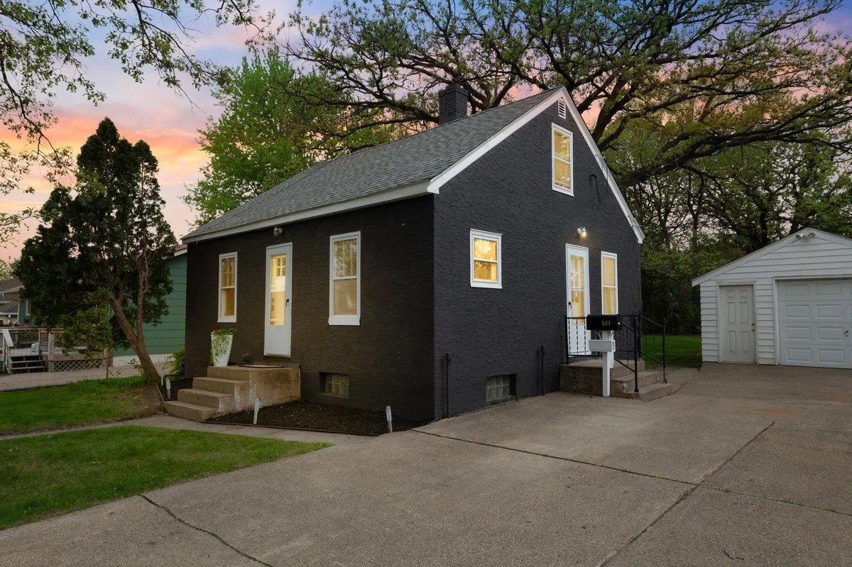 517 Adams ST, Anoka, MN 55303