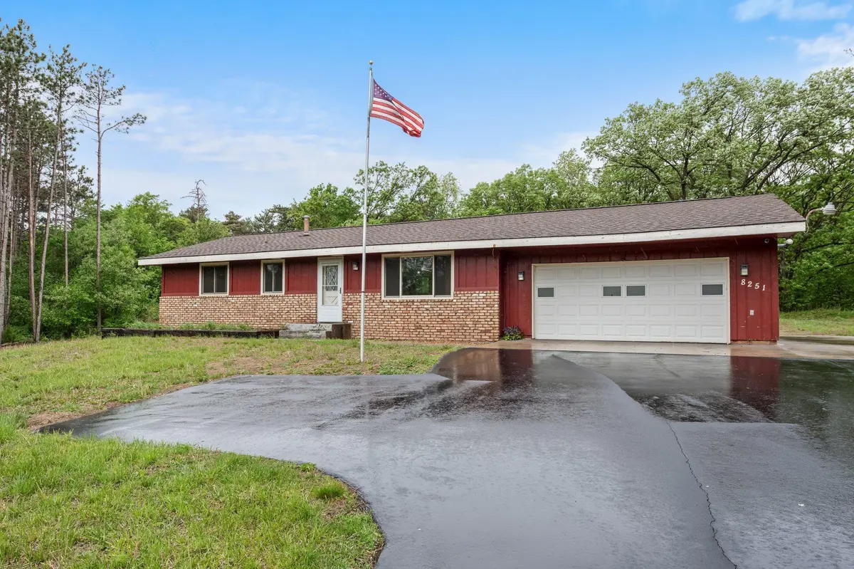 8251 158th LN NW, Ramsey, MN 55303