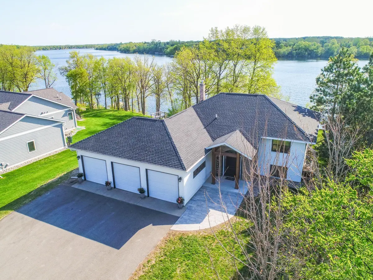 2905 Rosewood LN SE, Alexandria, MN 56308