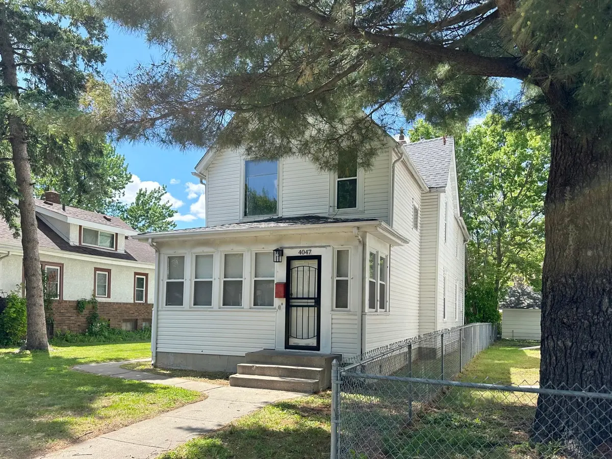 4047 Dupont AVE N, Minneapolis, MN 55412