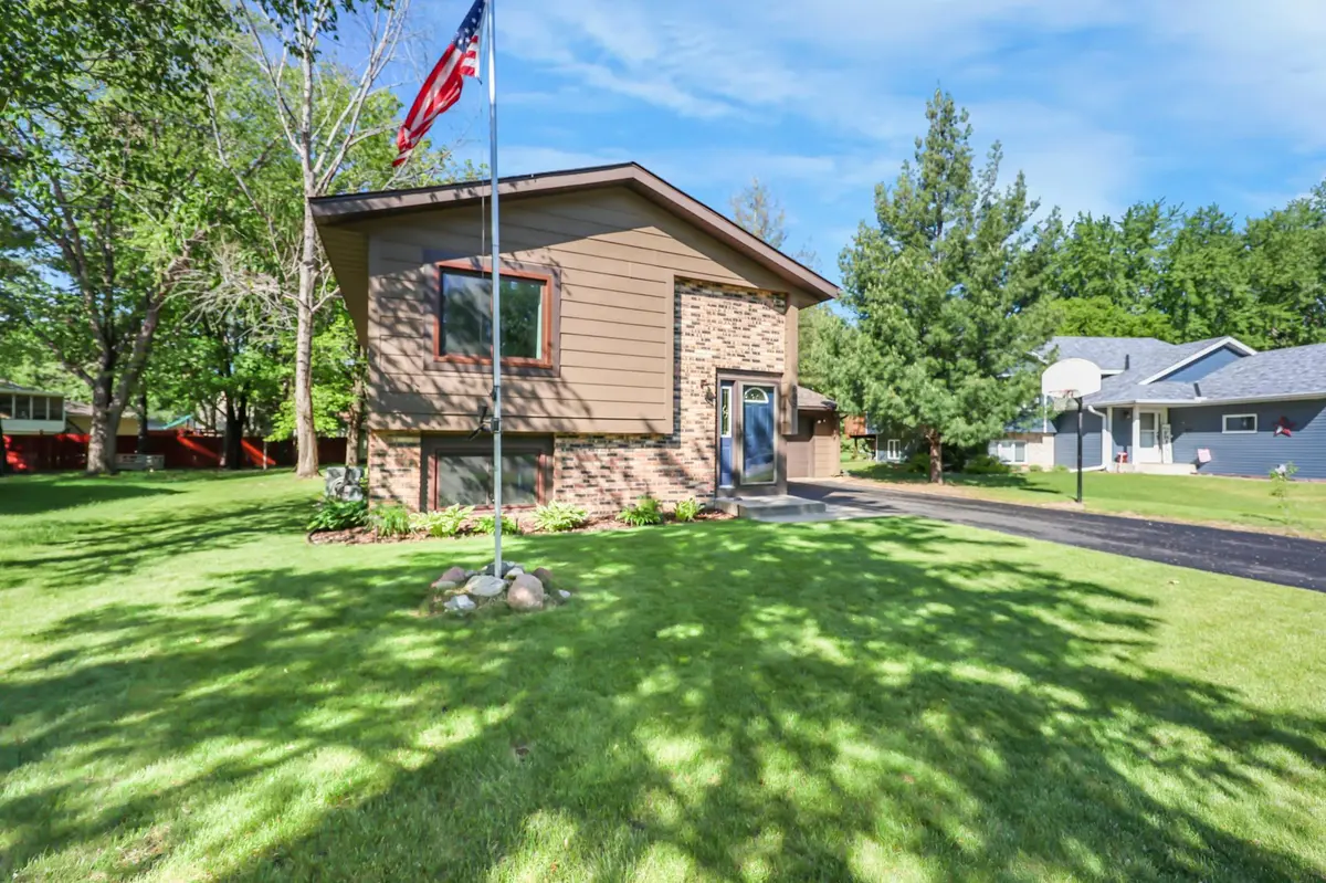 805 3rd AVE N, Sartell, MN 56377