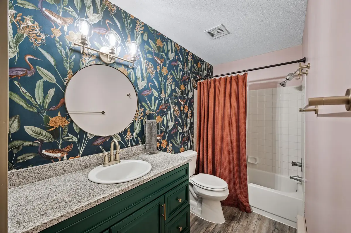 2250 Ridge DR #31, Saint Louis Park, MN 55416