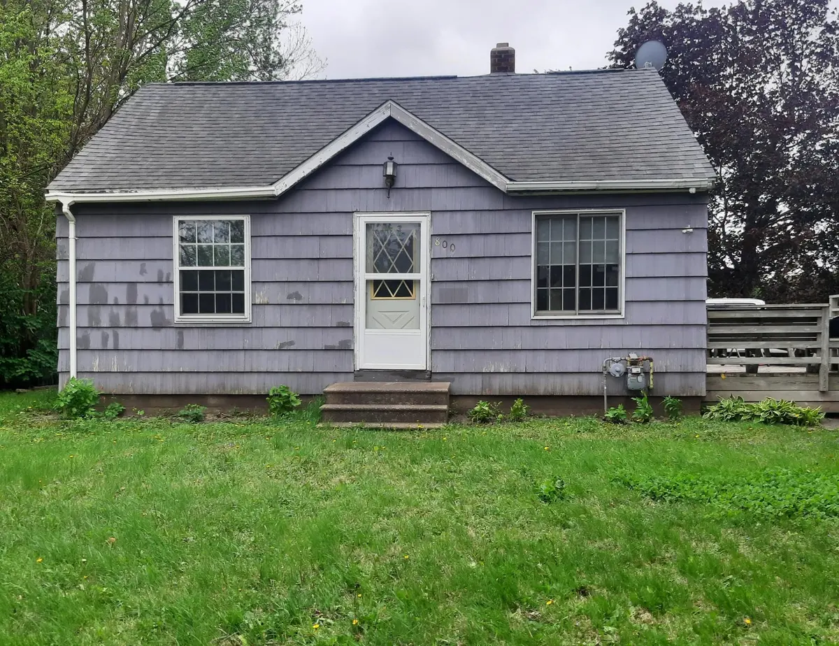 800 10th AVE N, Saint James, MN 56081