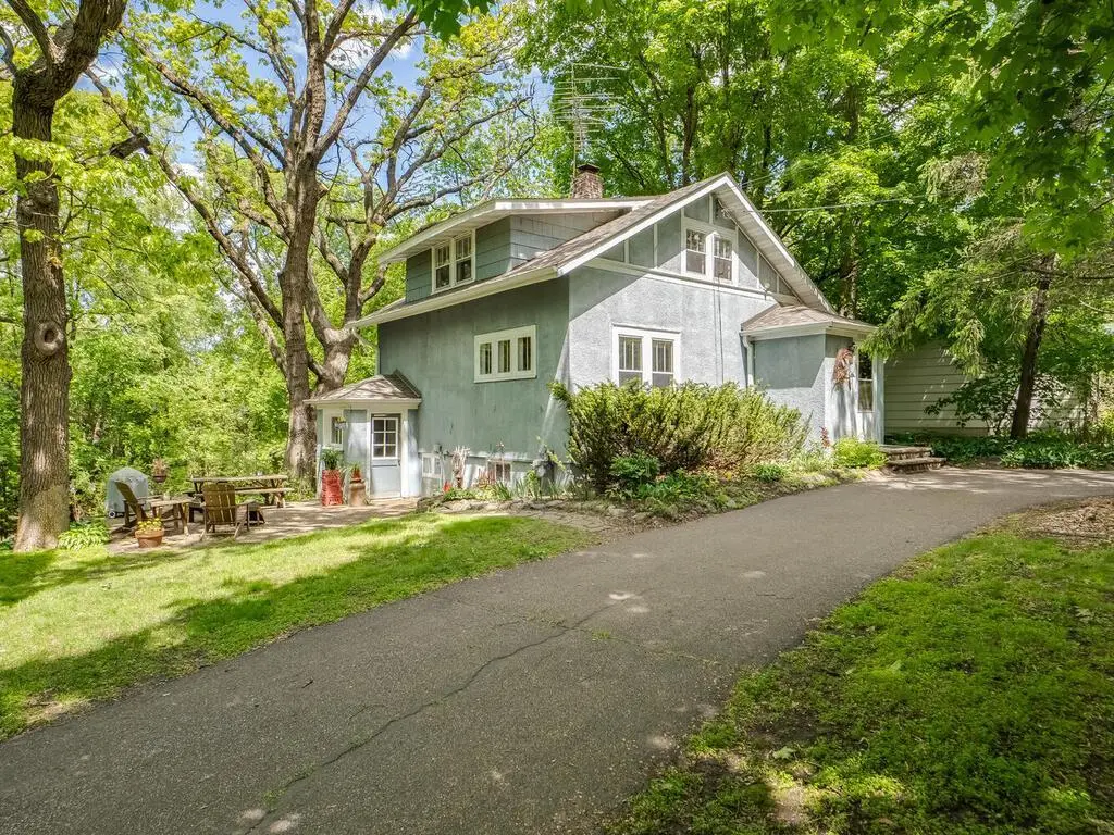 15210 Mckenzie BLVD, Minnetonka, MN 55345