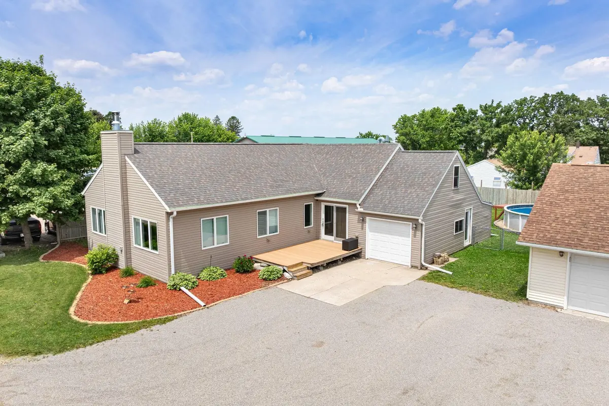 53034 254th St, Austin, MN 55912