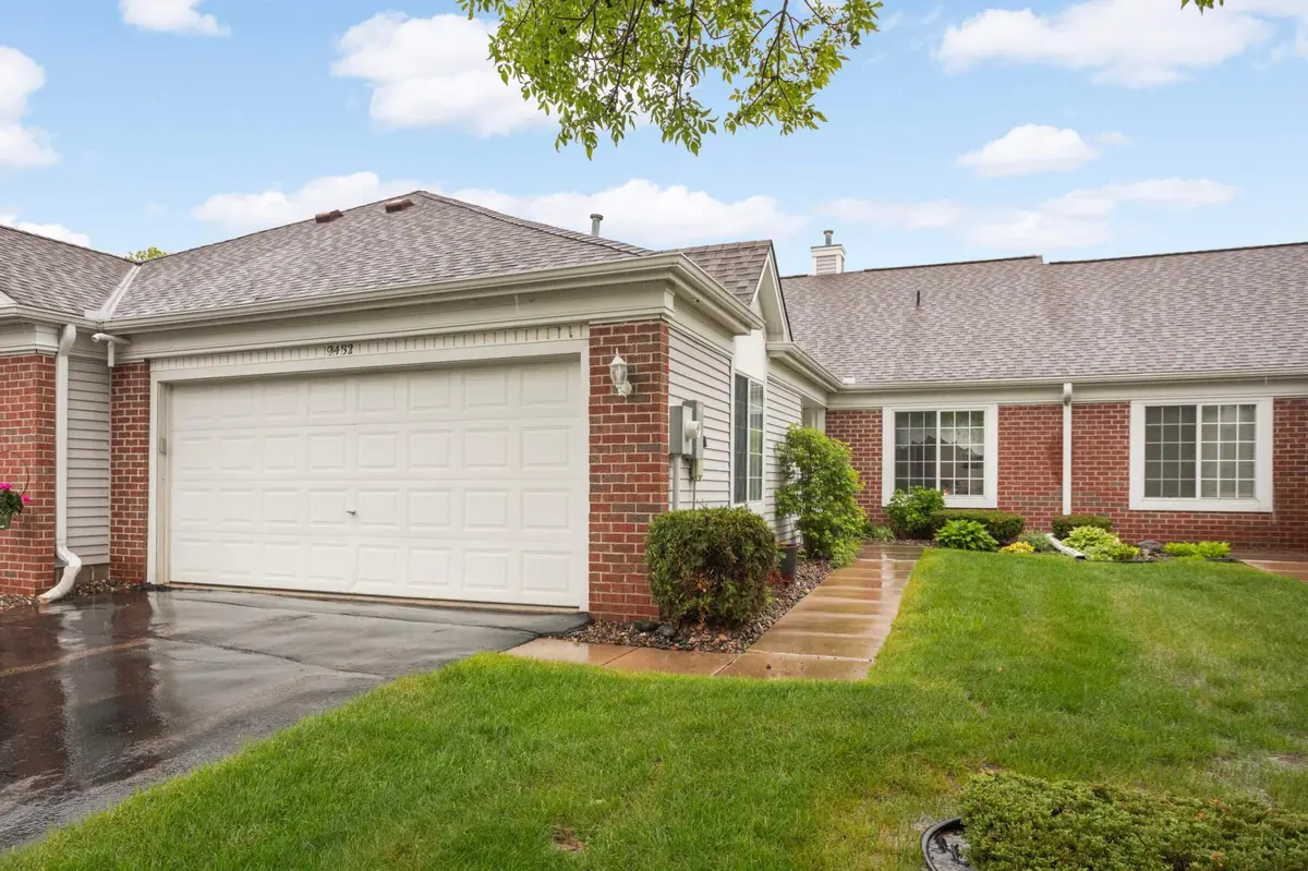 9432 Prairieview TRL N, Champlin, MN 55316