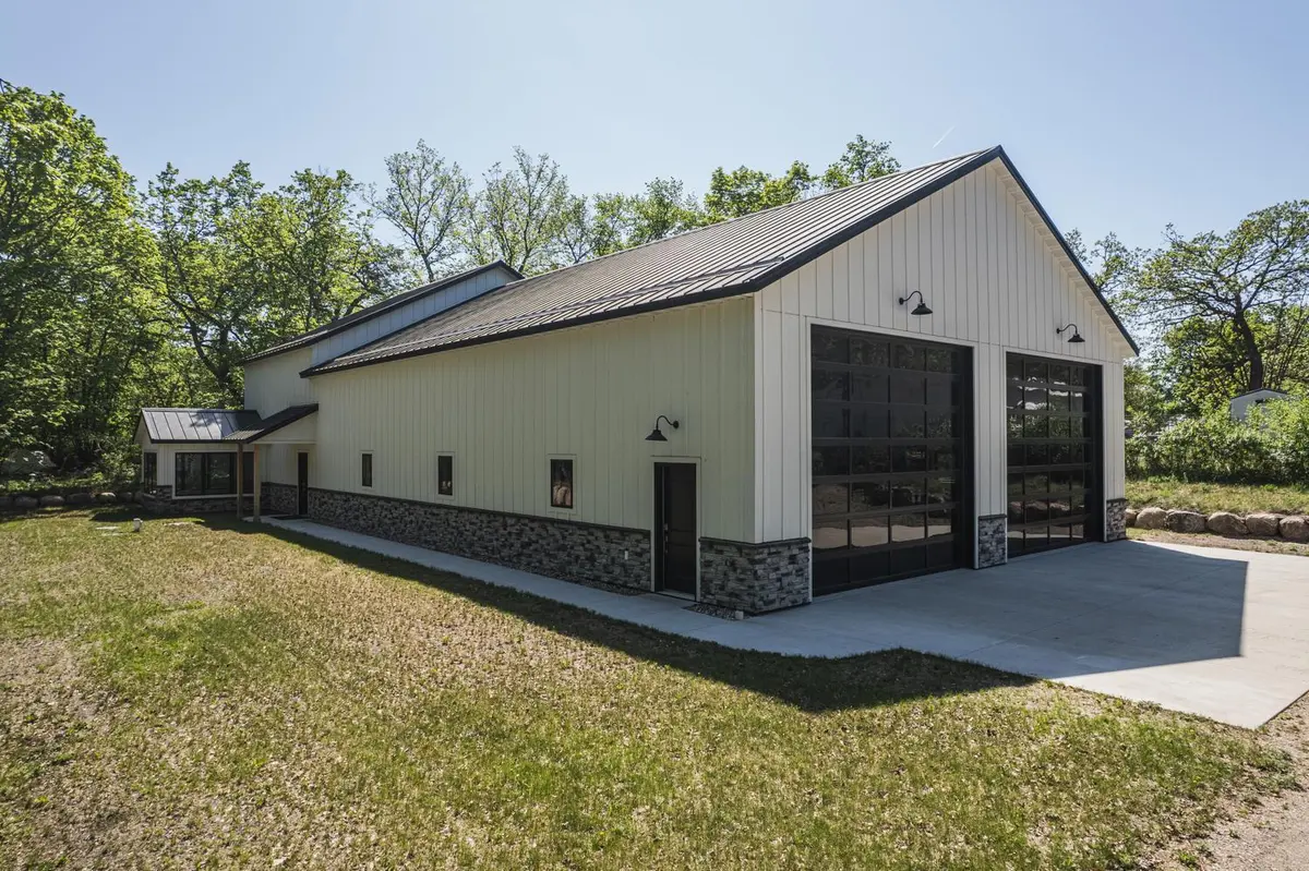 12709 E Common RD, Lake View Twp, MN 56501
