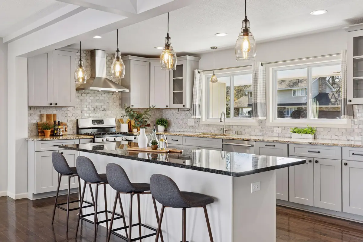 2019 Utah AVE S, Saint Louis Park, MN 55426
