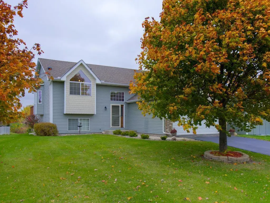 3335 Aaron DR, Elko New Market, MN 55054