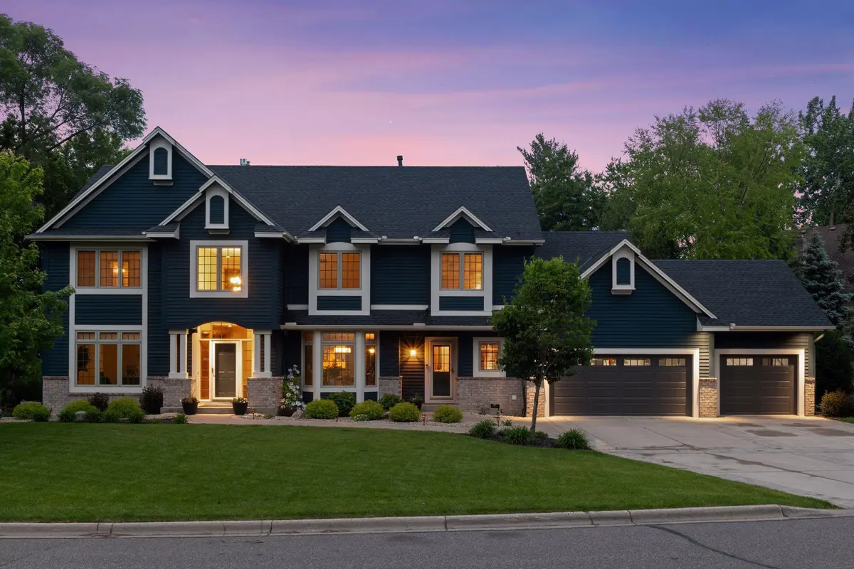 18172 Tamarack DR, Minnetonka, MN 55345