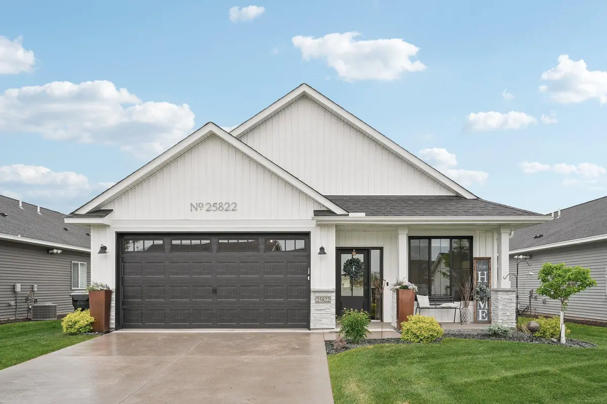 25822 Emerson CT, Wyoming, MN 55092