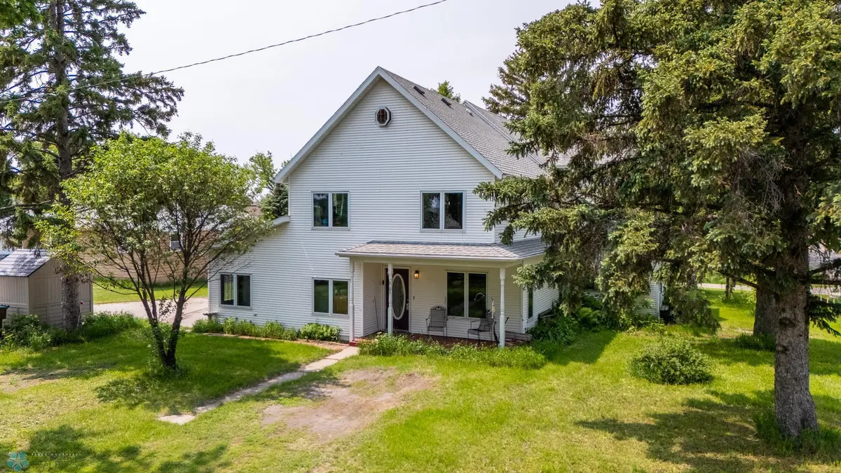 505 3rd ST, Arthur, ND 58006