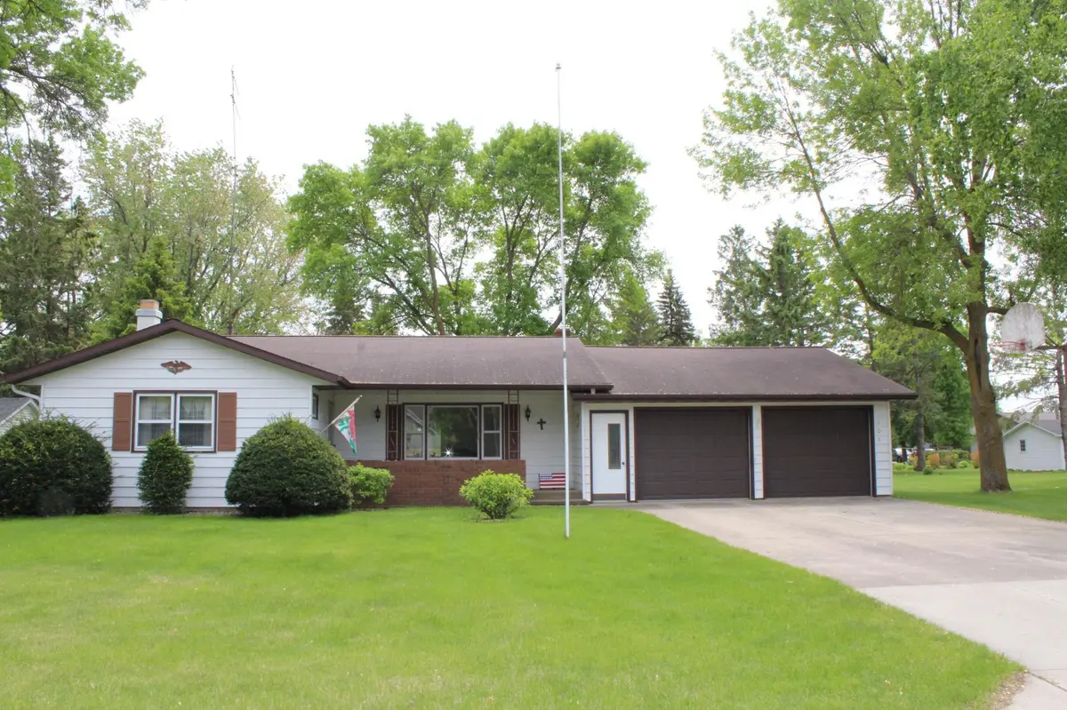 106 Poulson AVE, Henning, MN 56551